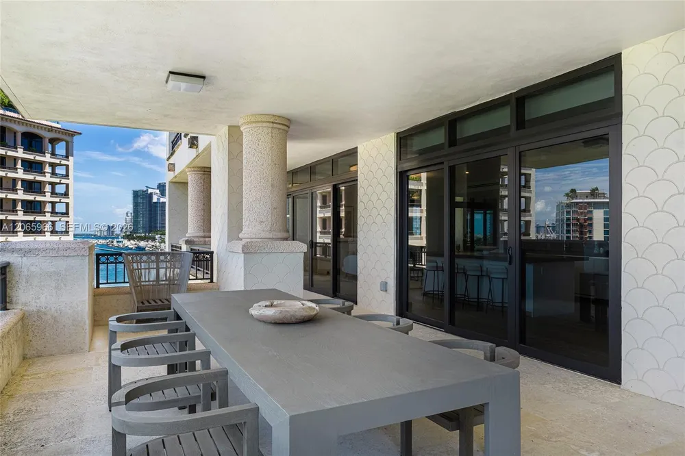 7061 Fisher Island Dr, Miami Beach, FL 33109