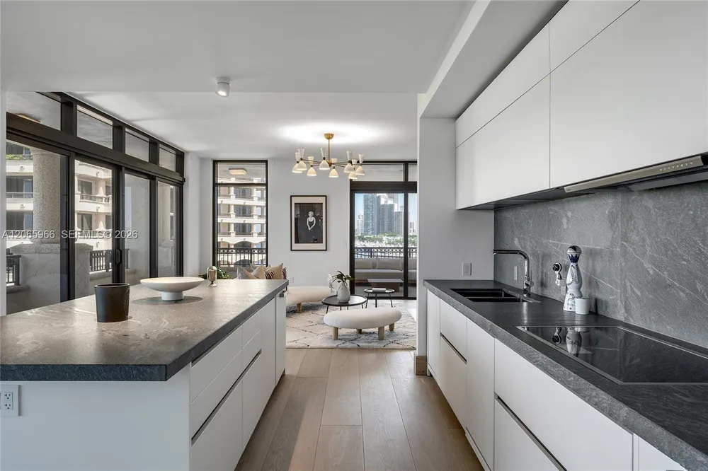7061 Fisher Island Dr, Miami Beach, FL 33109