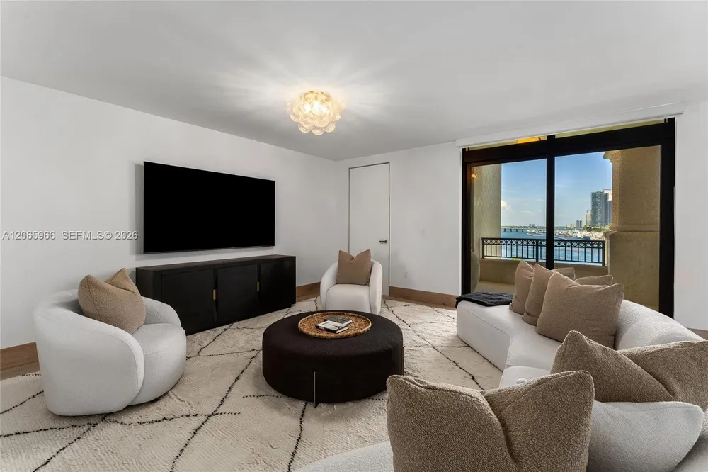 7061 Fisher Island Dr, Miami Beach, FL 33109