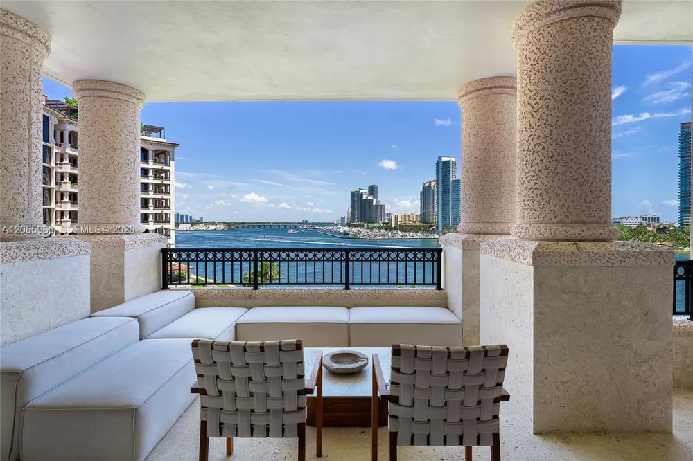 7061 Fisher Island Dr, Miami Beach, FL 33109