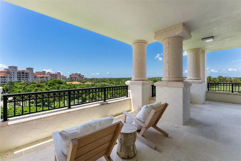 7061 Fisher Island Dr, Miami Beach, FL 33109