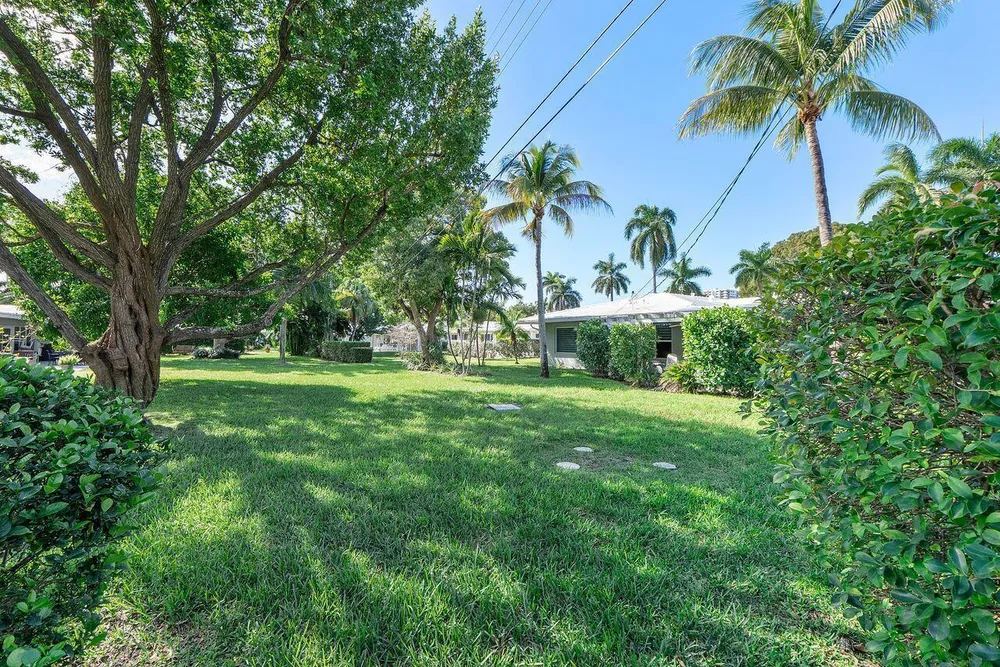 1431 S Ocean Blvd, Pompano Beach, FL 33062