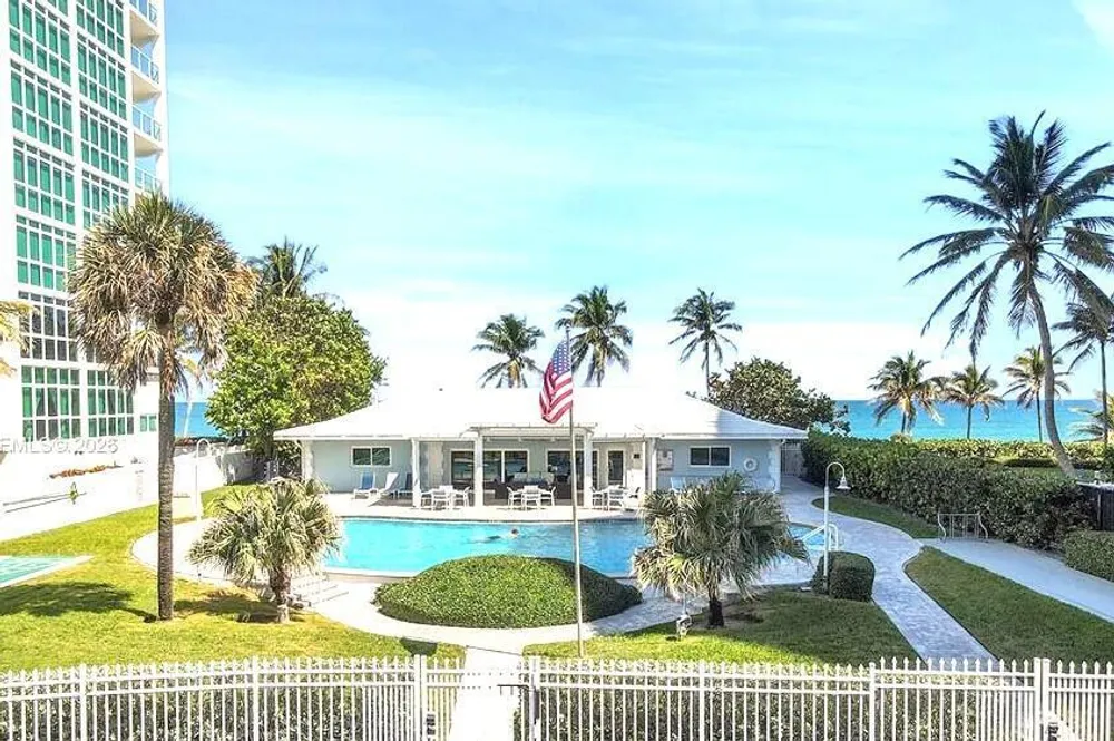 1431 S Ocean Blvd, Pompano Beach, FL 33062