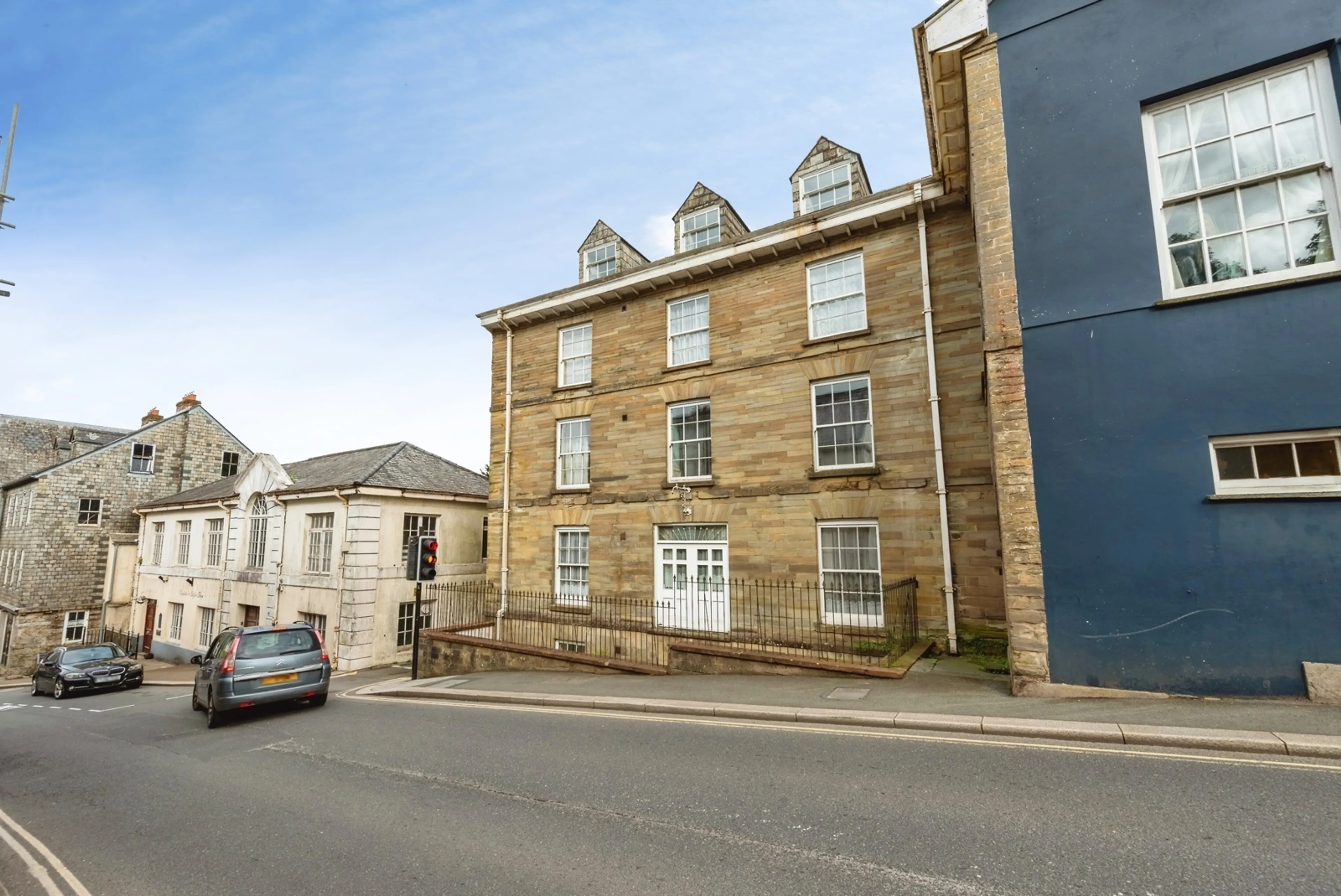 Property photo 0