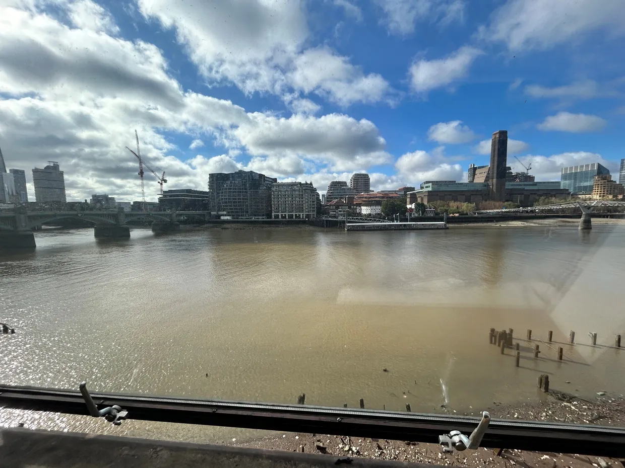 Upper Thames Street, London, EC4V photo 2