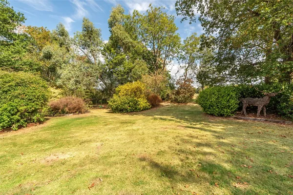 Partridge Lane, Newdigate, RH5 photo 4
