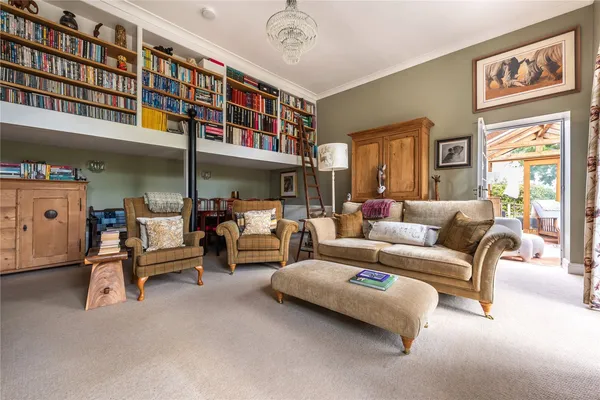 Partridge Lane, Newdigate, RH5 photo 6