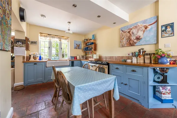 Partridge Lane, Newdigate, RH5 photo 7