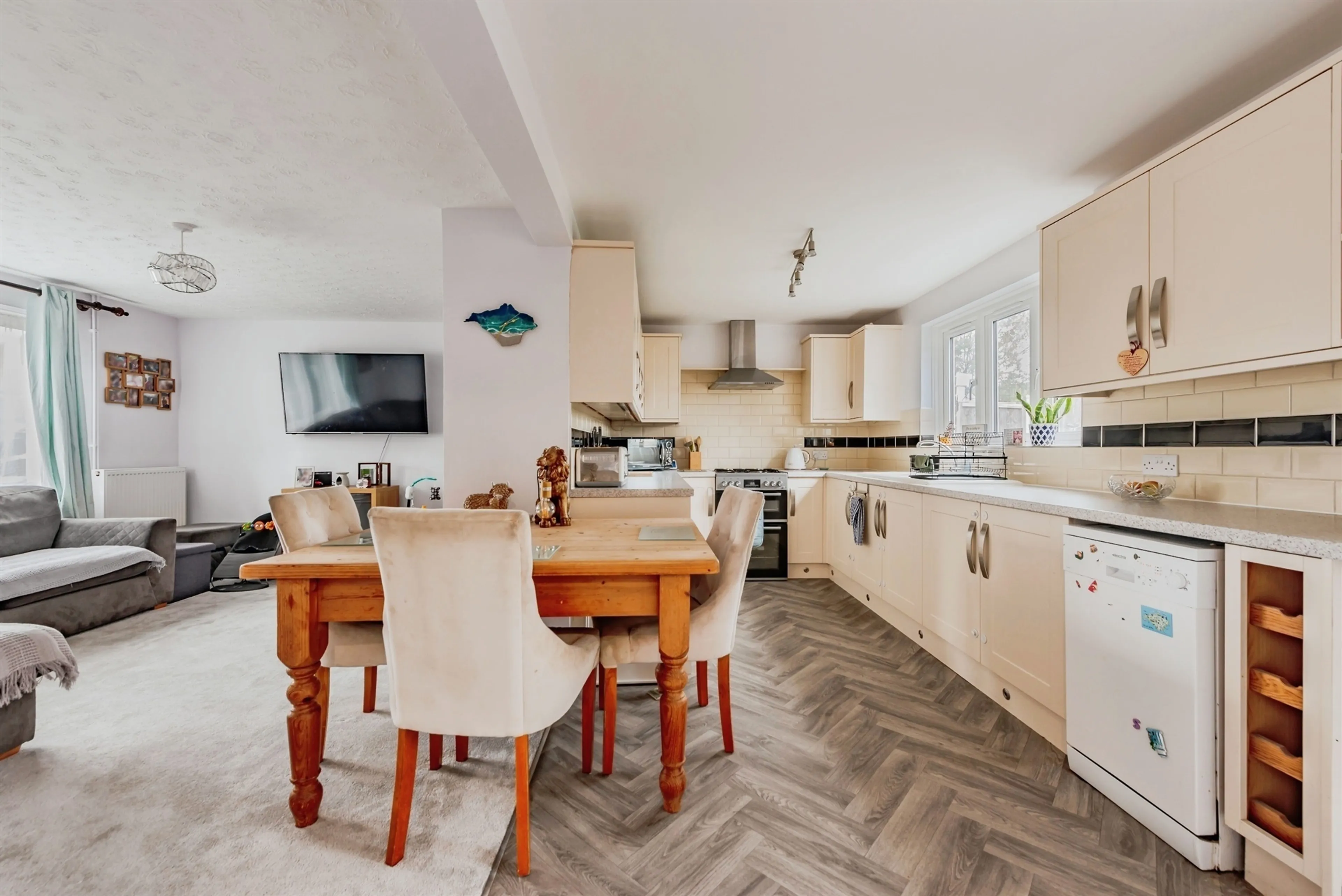 Property at Ockleys Mead, Godstone