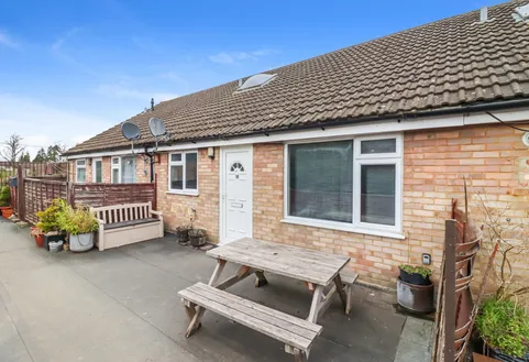 Hempstead Road, Kings Langley, WD4