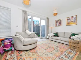 Cowper Close, Ware thumb 3