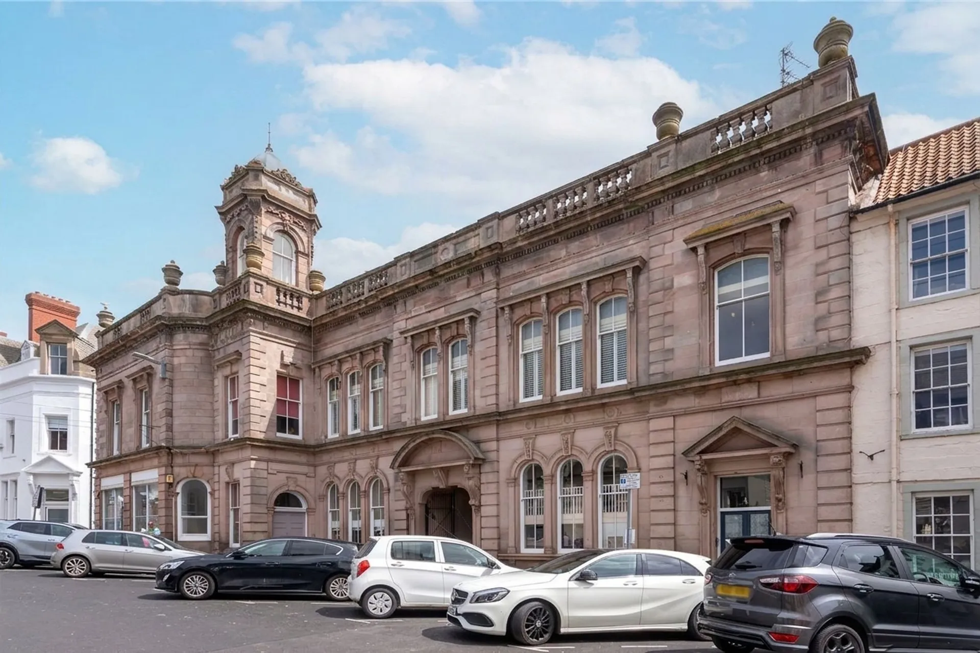 Property photo top 0