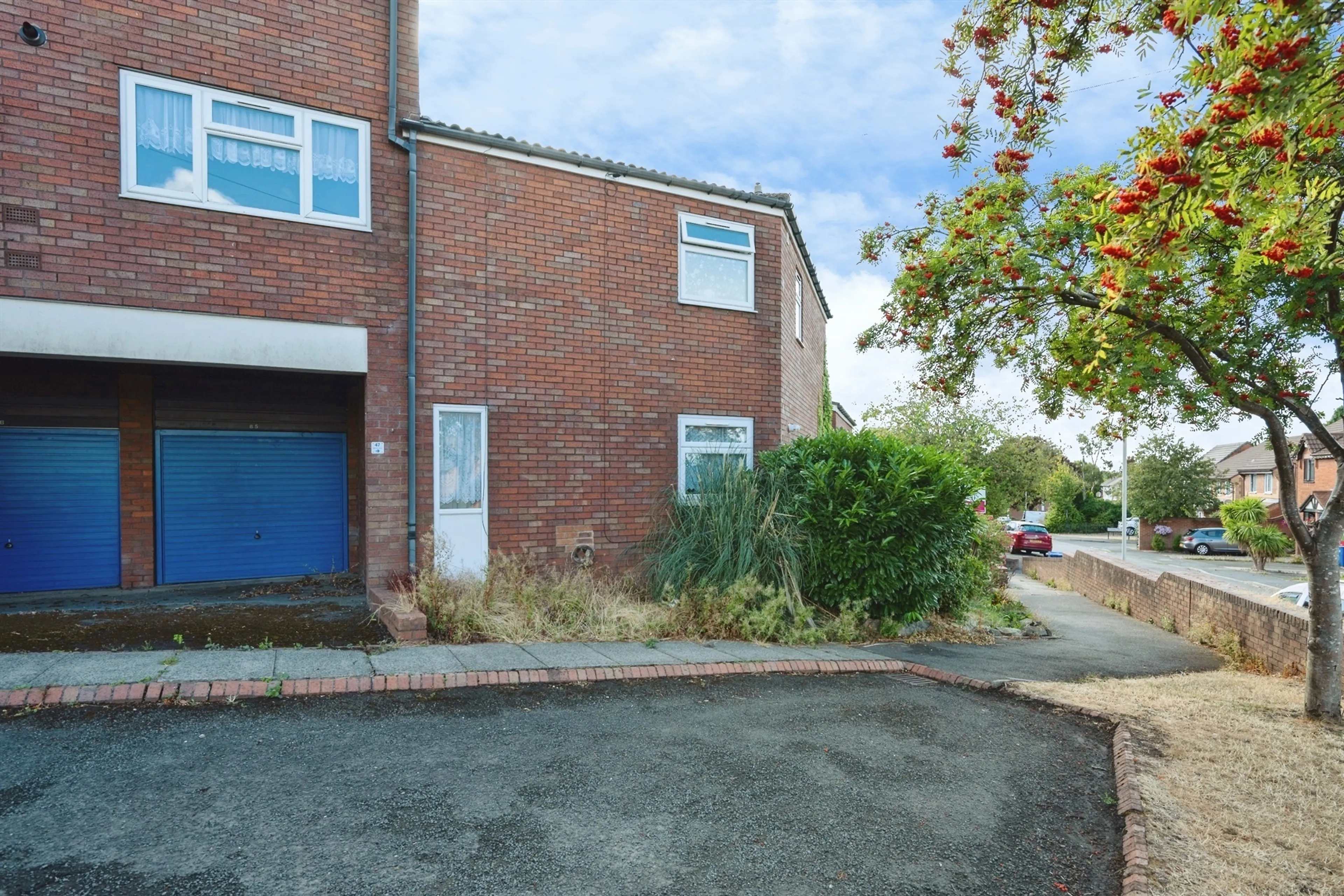 Property photo 0