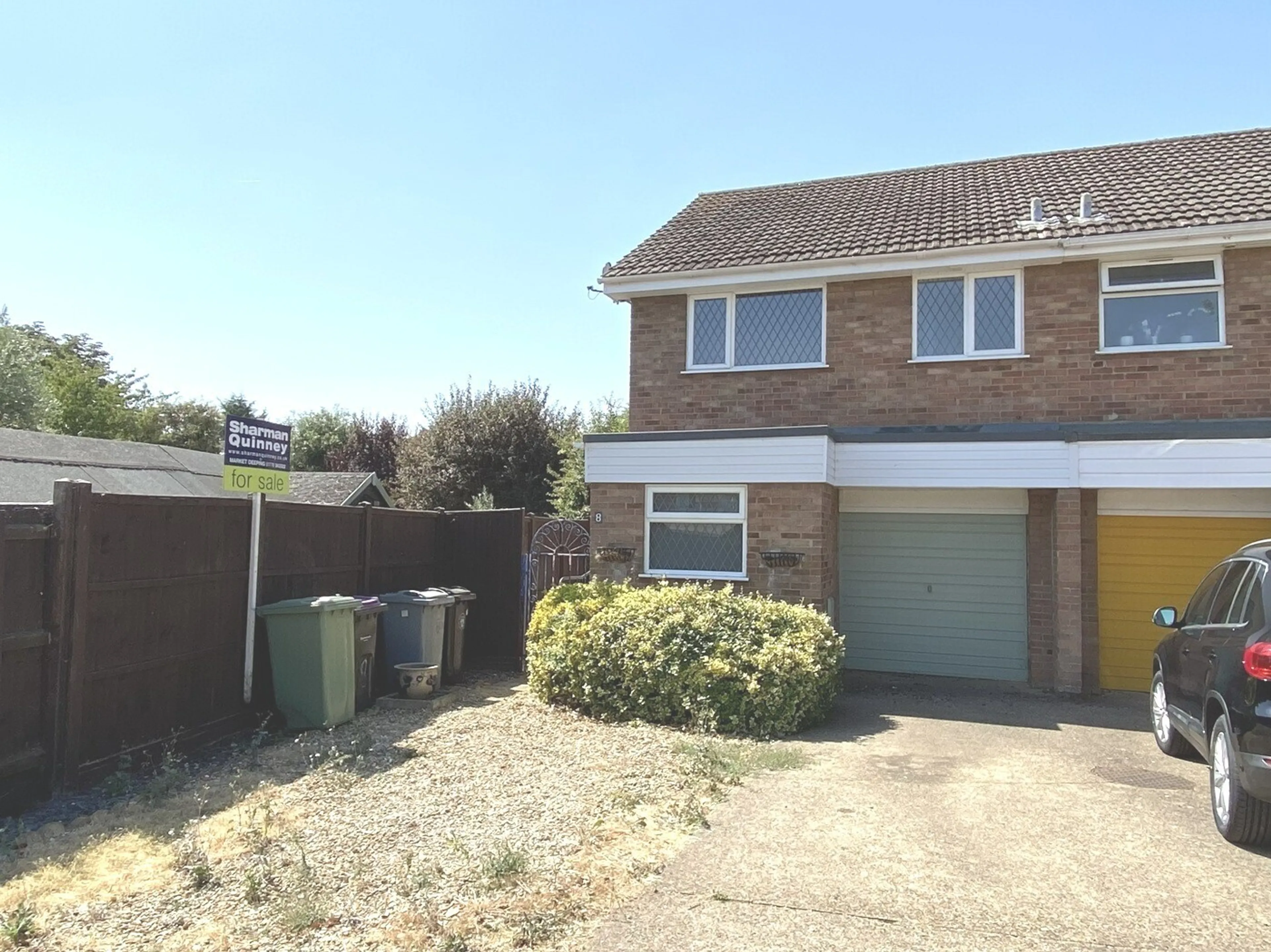 Property photo 0