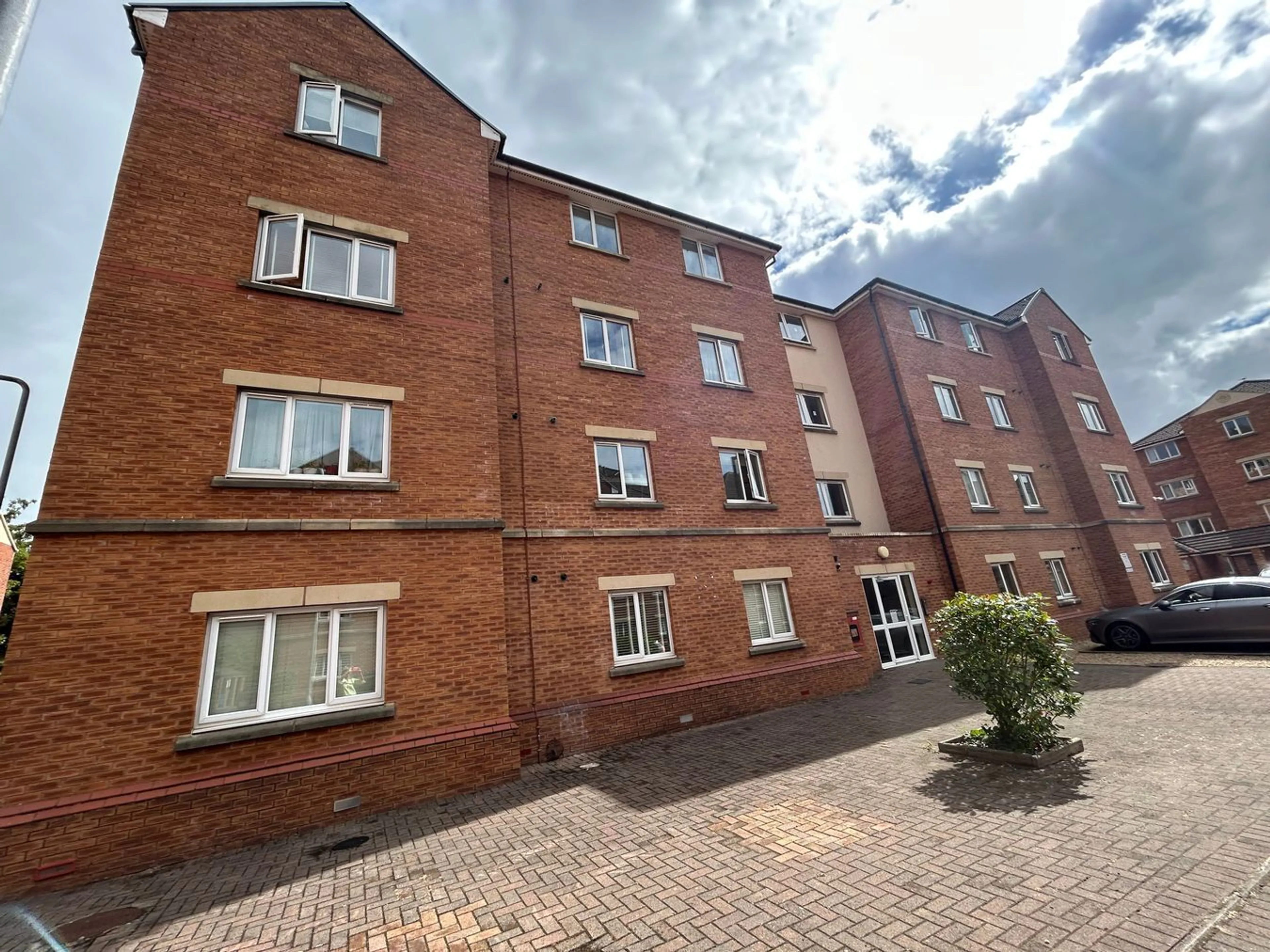 Property at Clos Dewi Sant, Canton, Cardiff, CF11