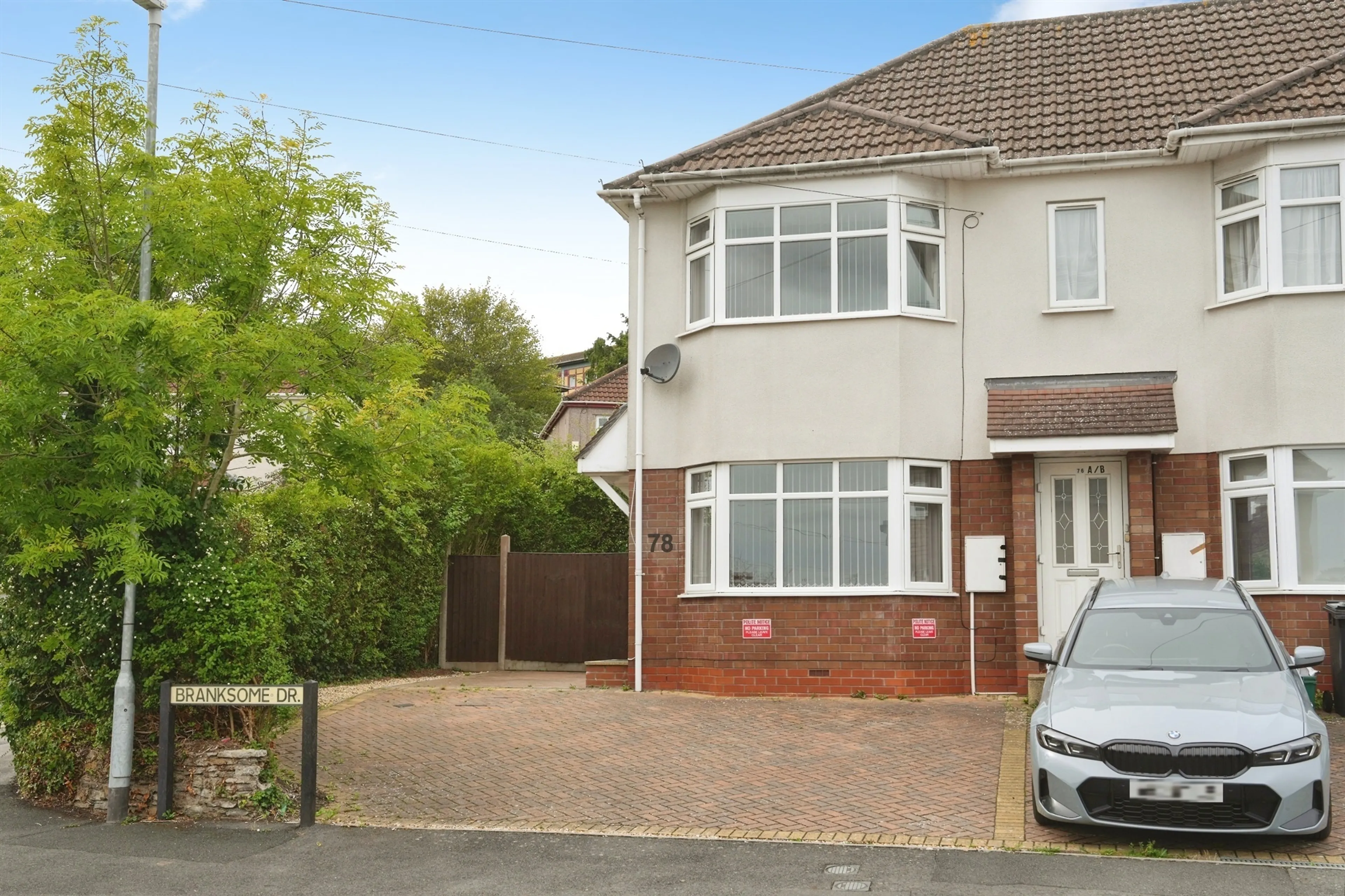 Property photo 0
