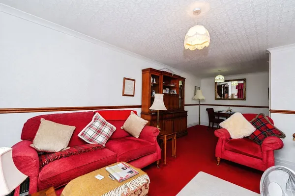 Linden Grove, New Malden, KT3