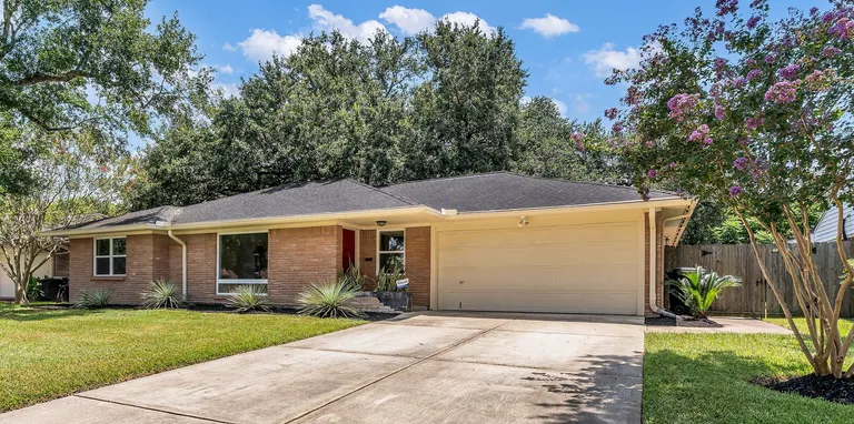 4417 Willowbend Boulevard, Houston, TX 77035