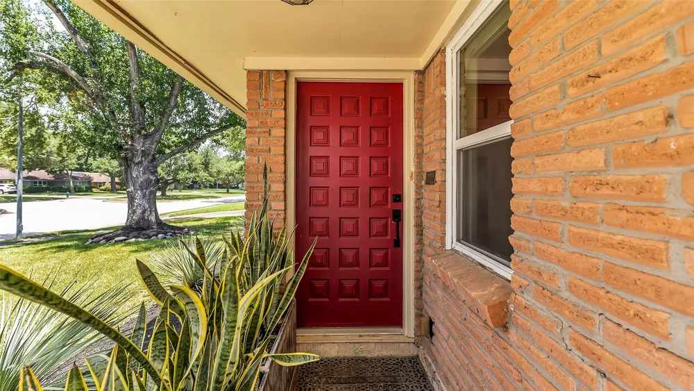 4417 Willowbend Boulevard, Houston, TX 77035