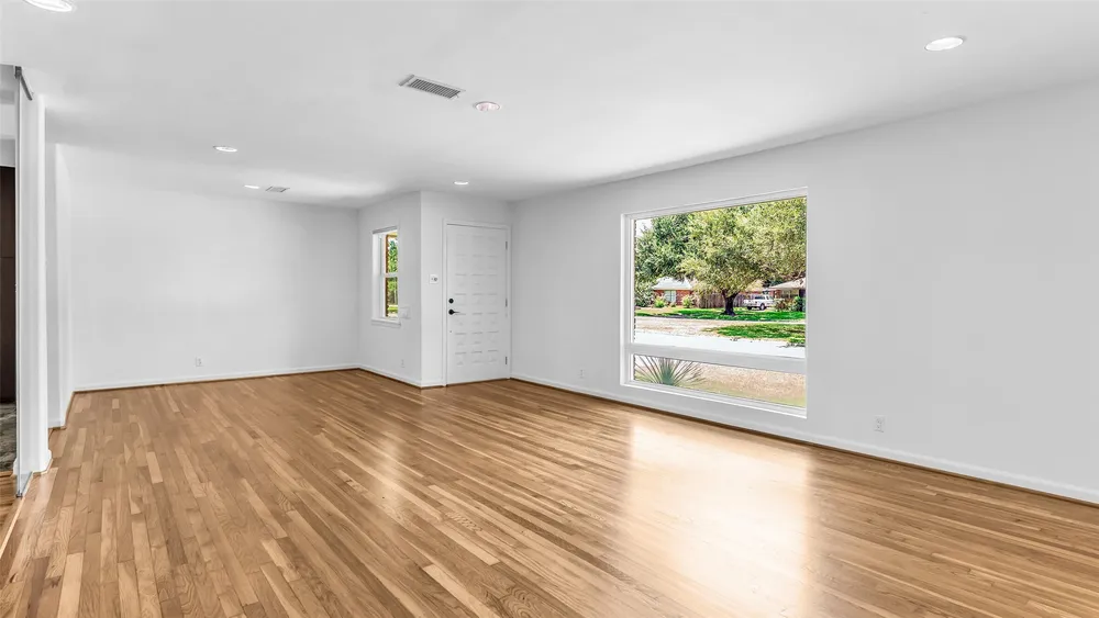 4417 Willowbend Boulevard, Houston, TX 77035