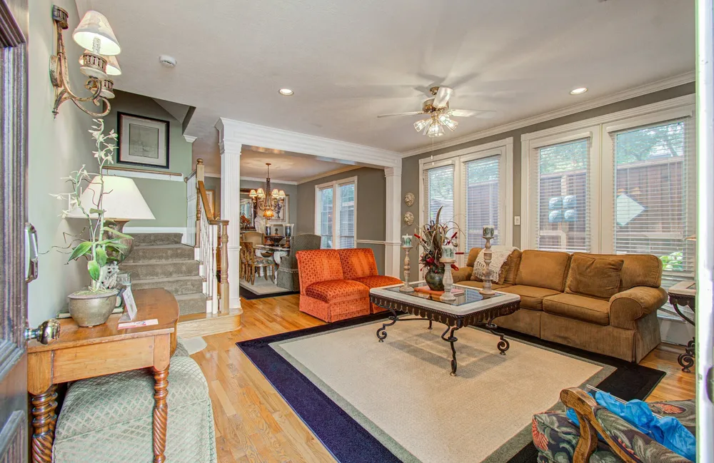2214 W Holcombe Blvd, Houston, TX 77030