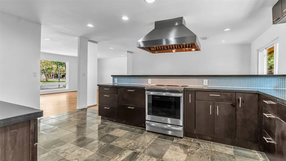 4417 Willowbend Boulevard, Houston, TX 77035