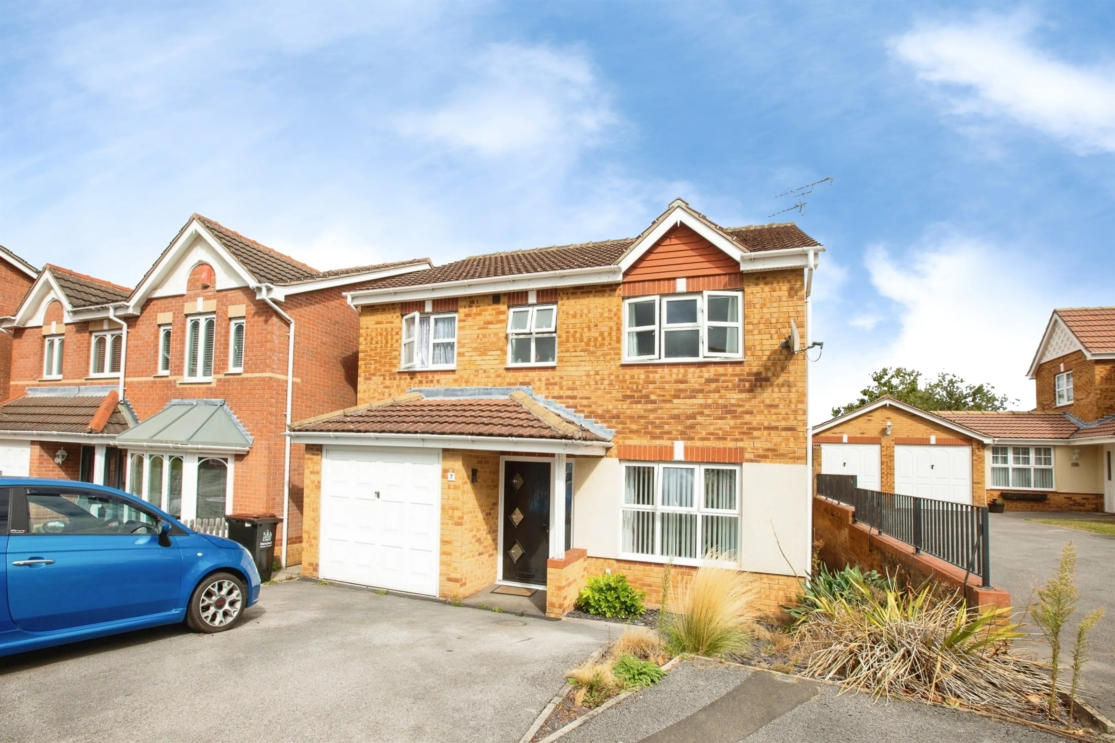 Property photo 0