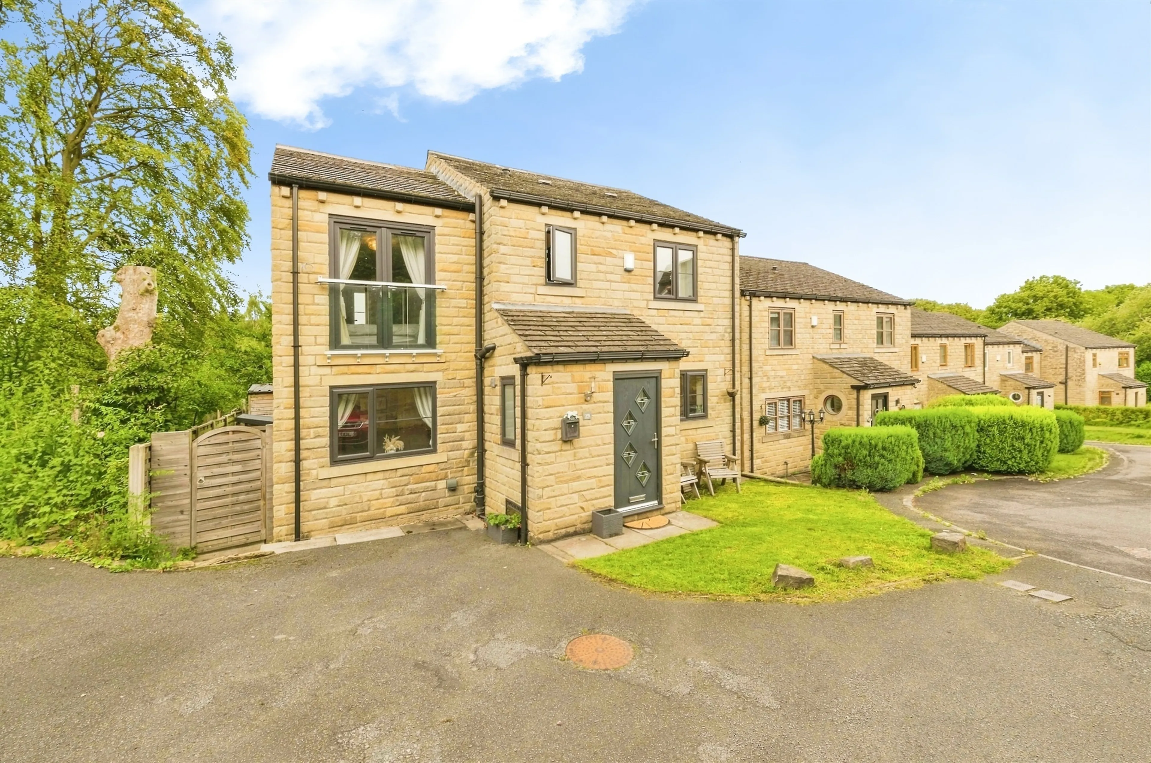 Property at Sefton Lane, Meltham, Holmfirth