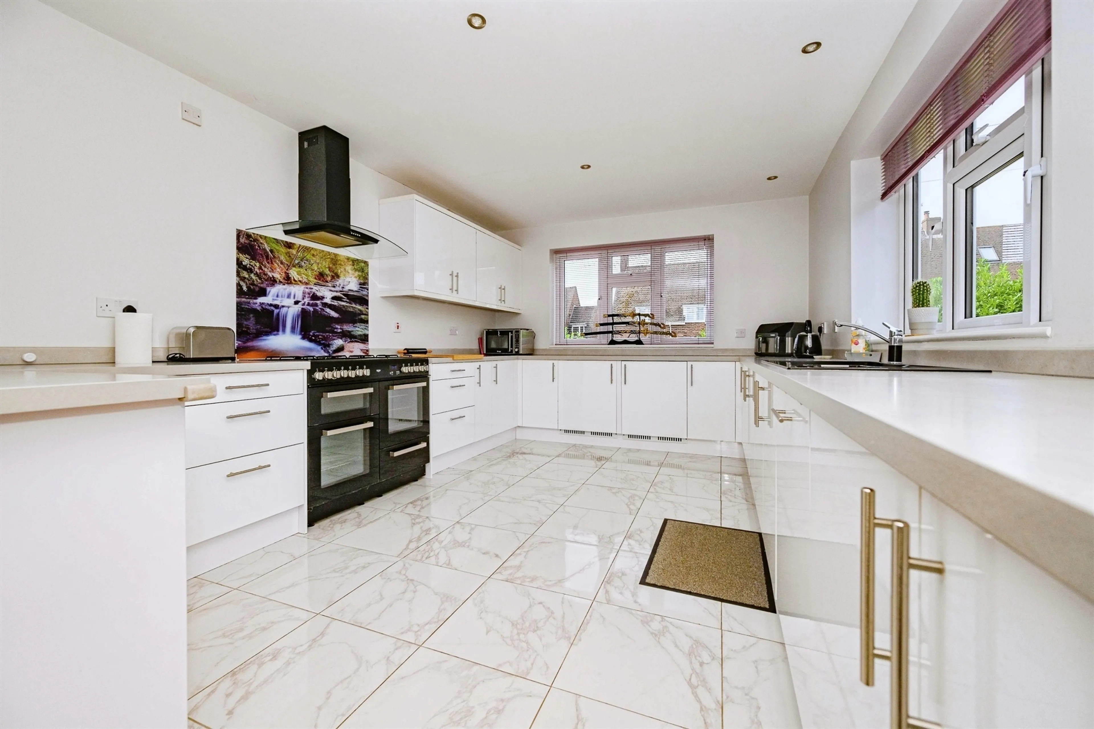 Property at Stonelea Road, Hemel Hempstead