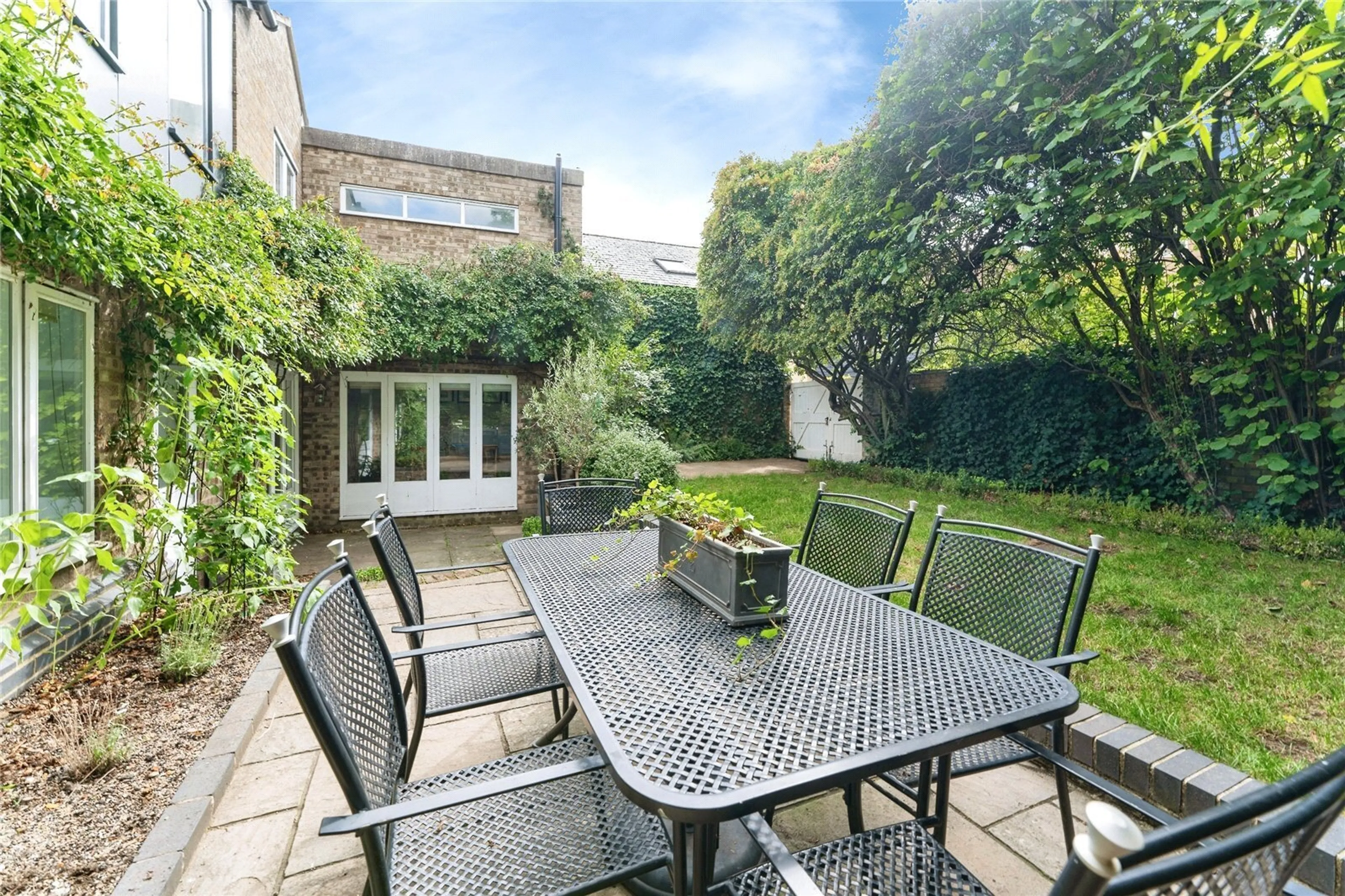 Property photo 32