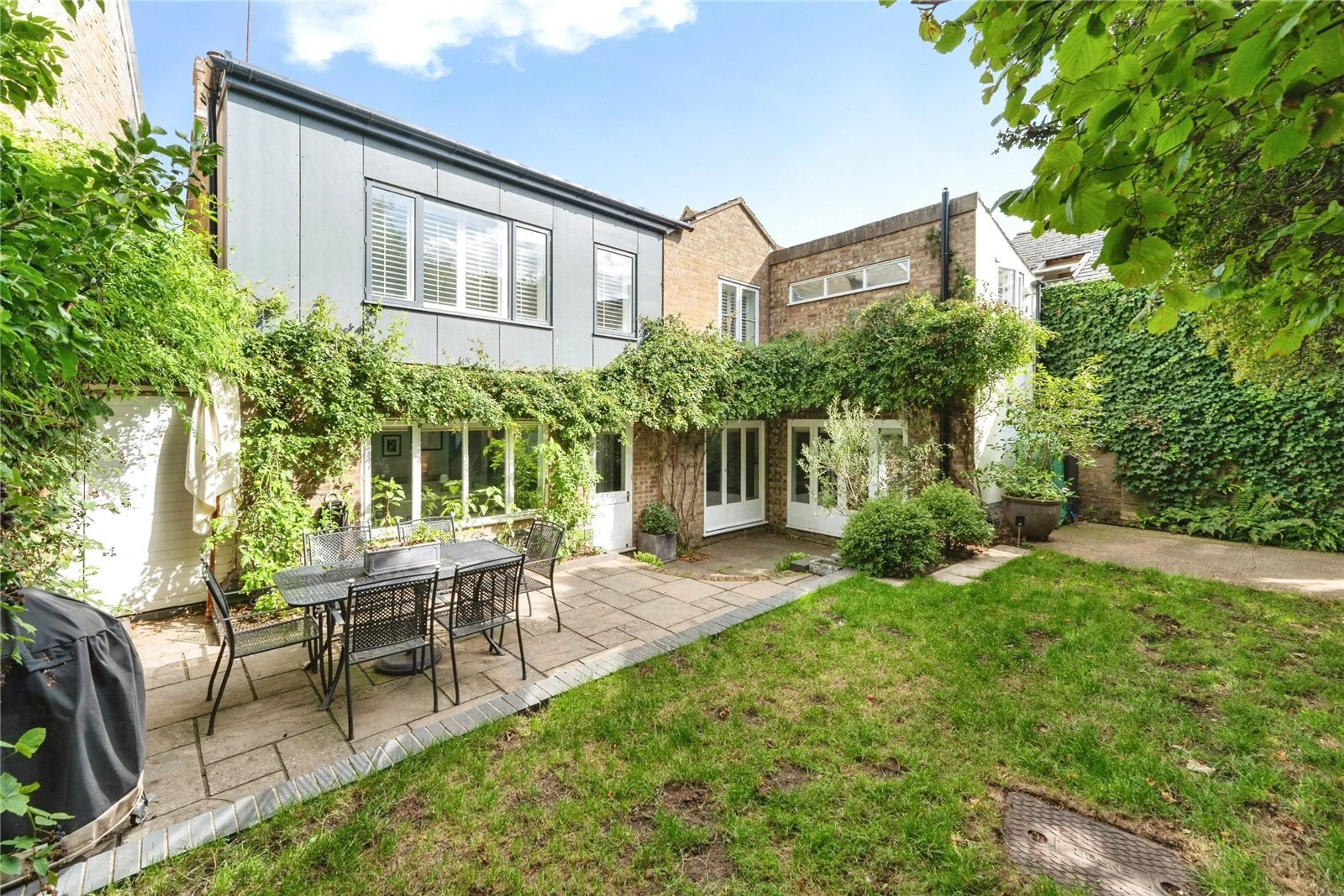 Property photo 33