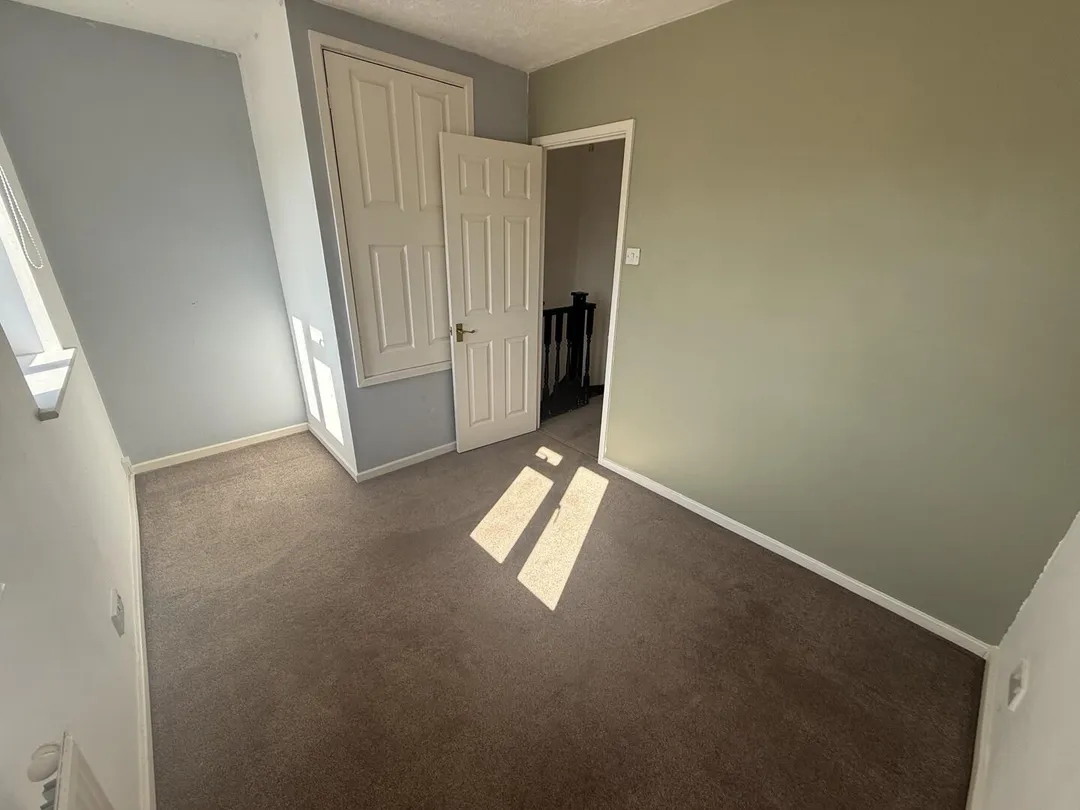 https://mr0.homeflow-assets.co.uk/files/photo/image/48318/1283/_x_/jfUgt7T-0UutNieMVj1hFw.jpg