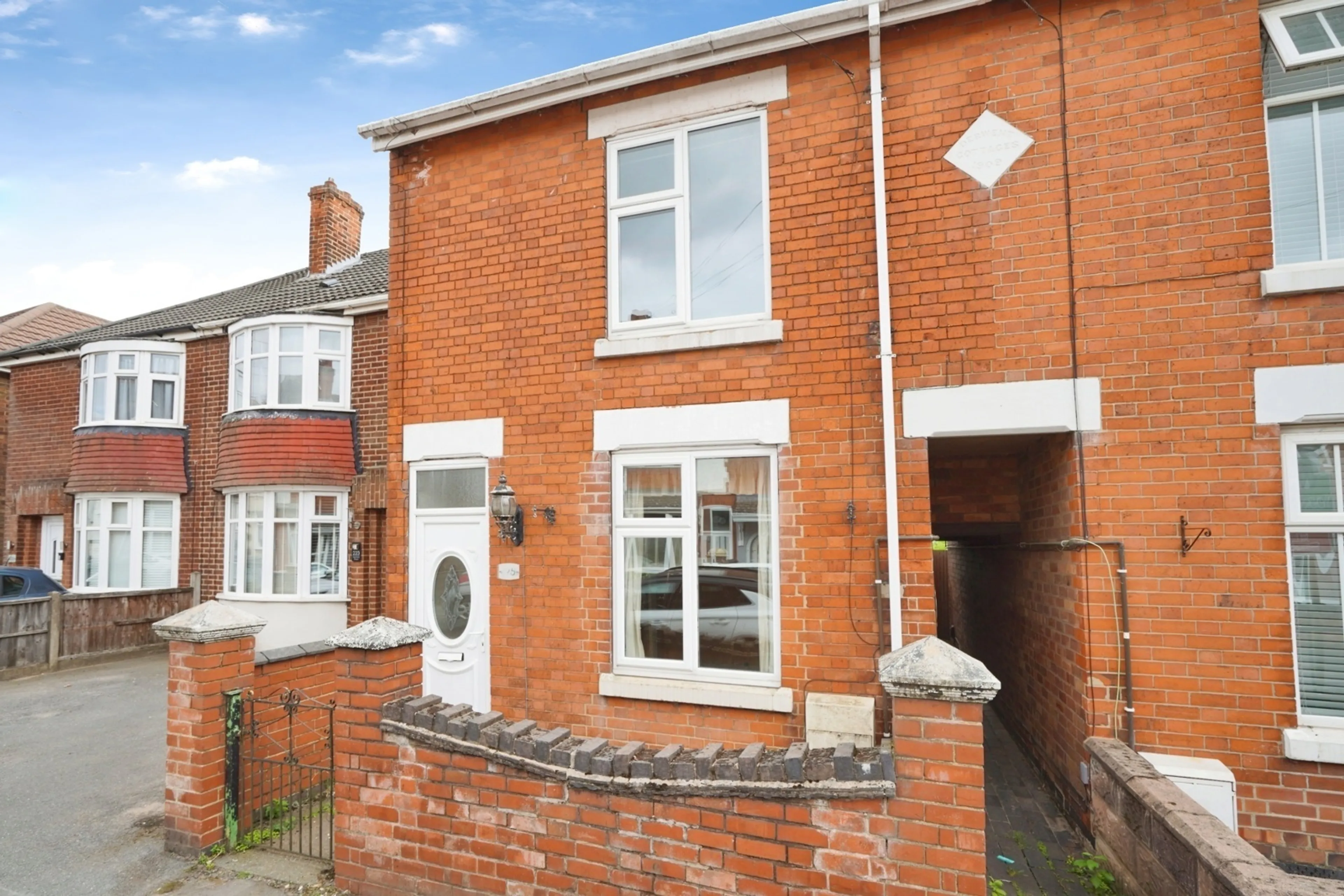 Property photo 0