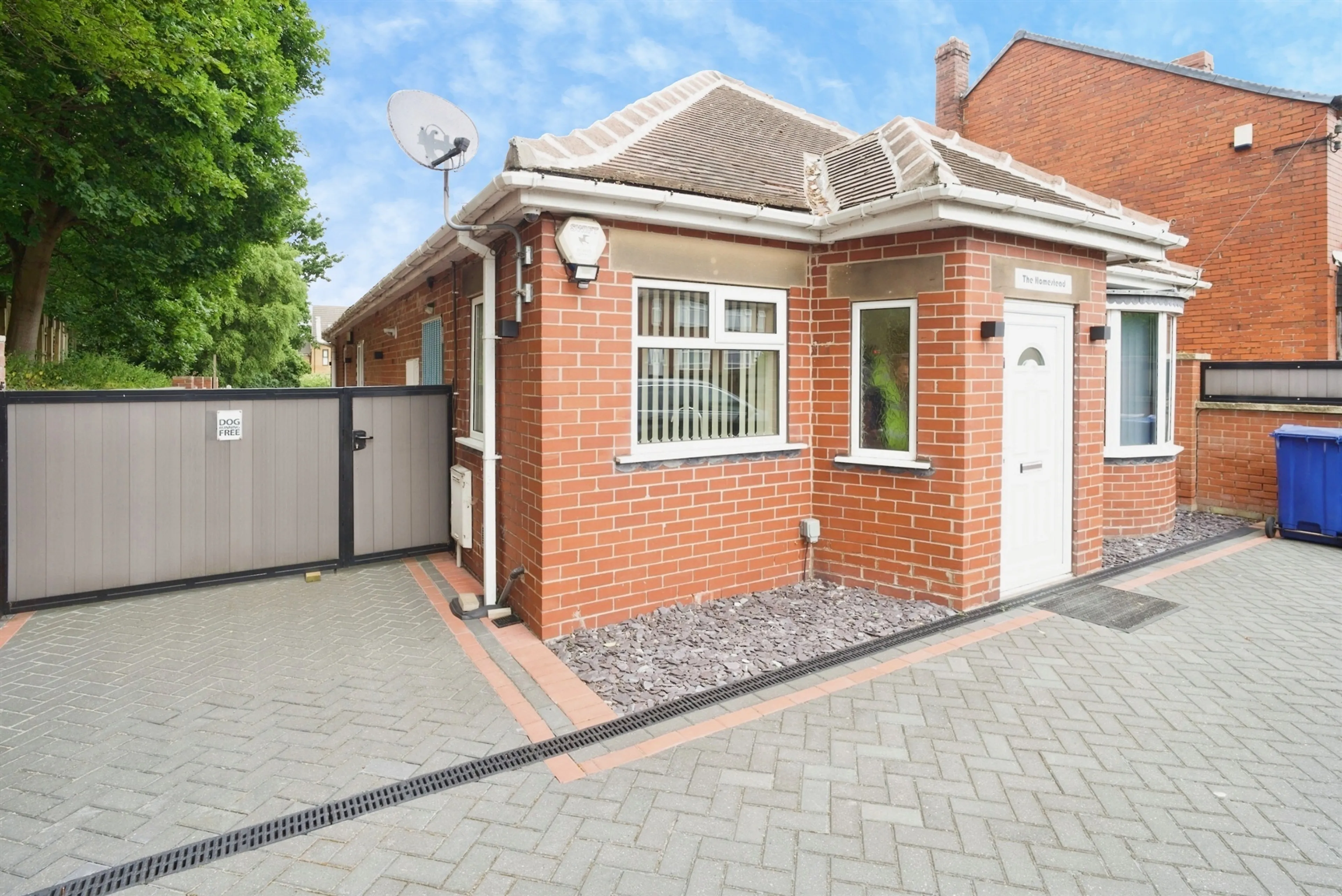 Property at Dodworth Road, Barnsley
