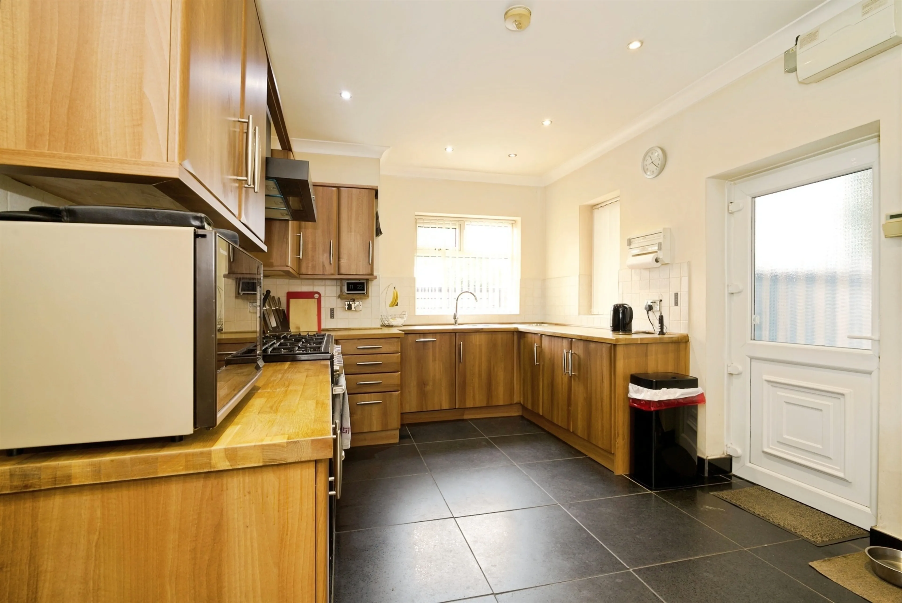 Property at Dodworth Road, Barnsley