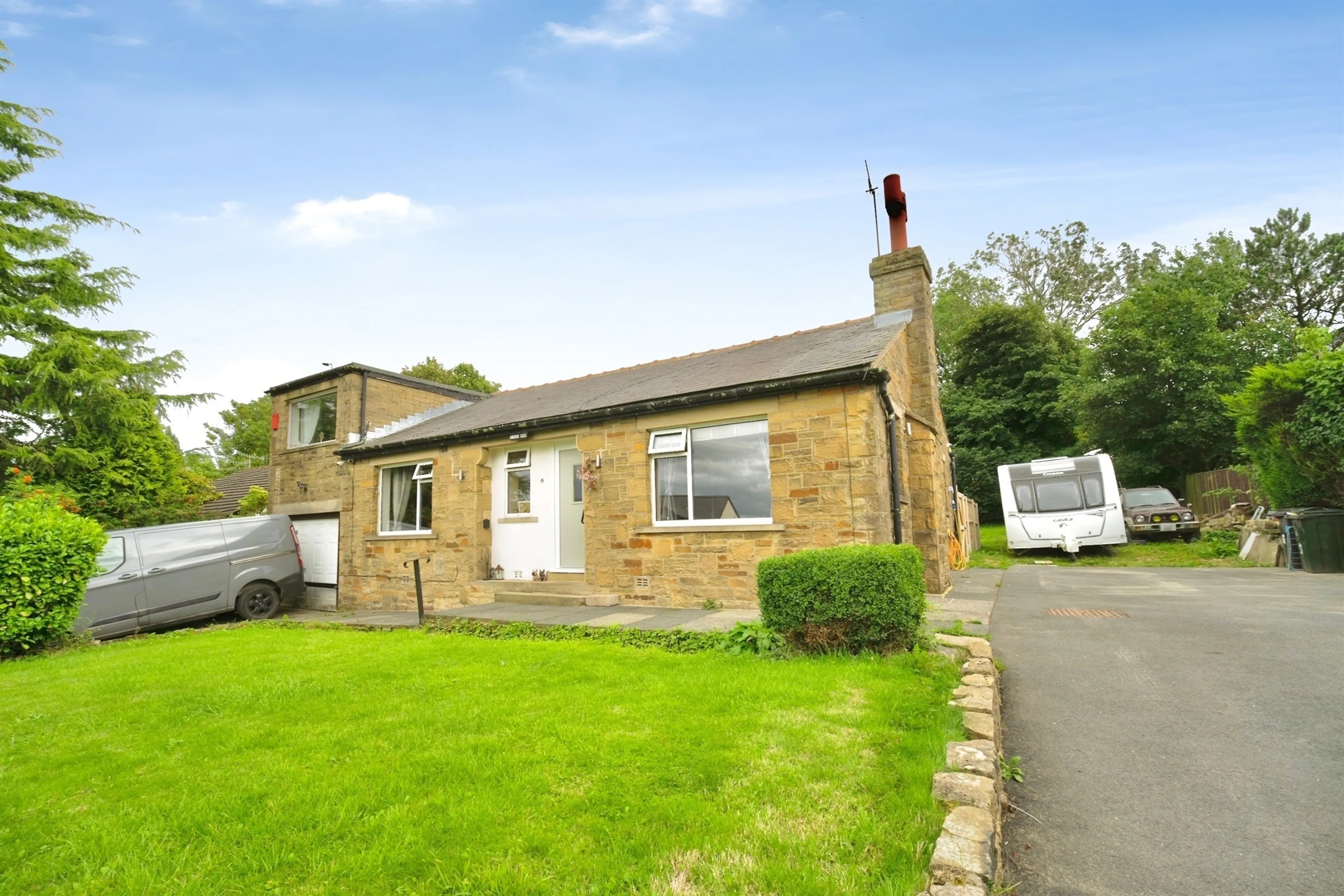 Property at Cliffe View, Allerton, Bradford