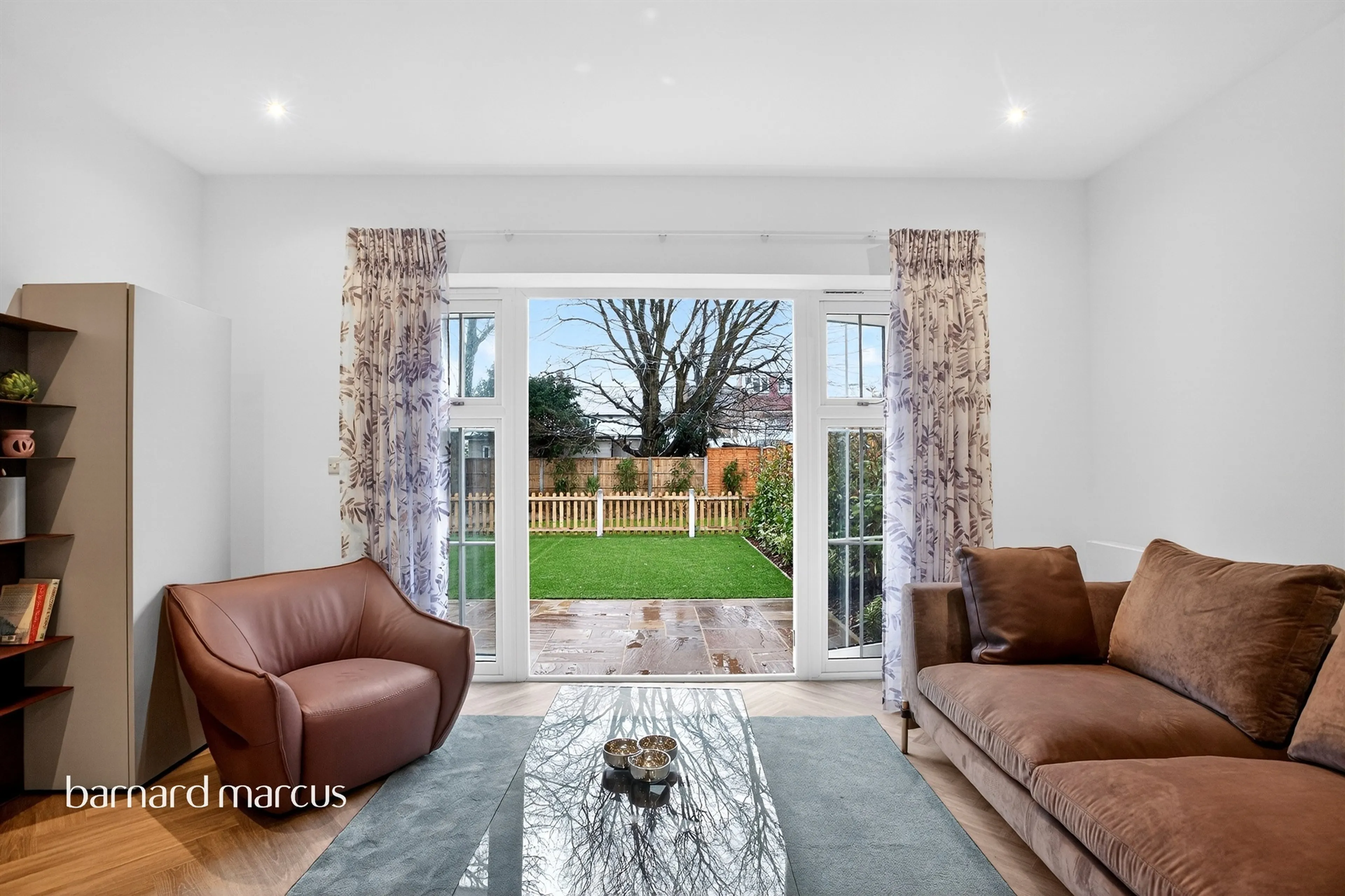 Property at Chase Side, London, N14