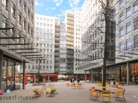 Central St. Giles Piazza, LONDON photo