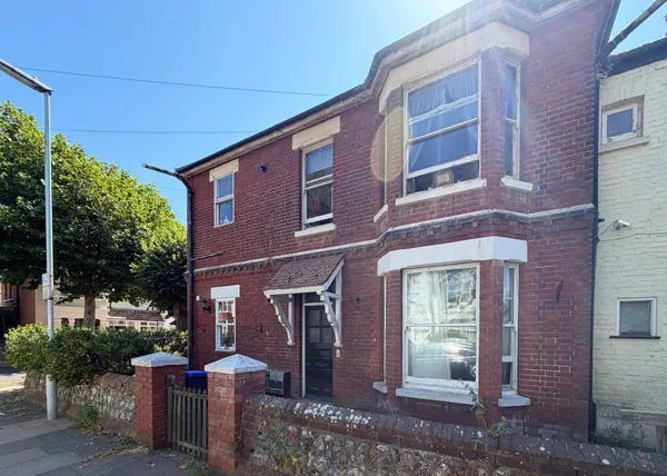 Warwick Gardens, Worthing, BN11