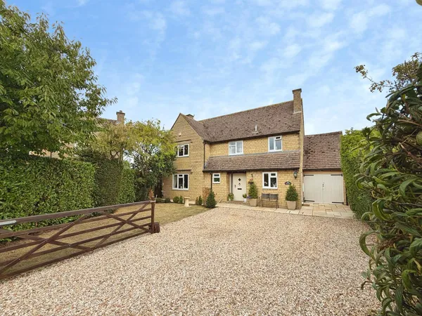 Main Street, Dumbleton, Evesham, Glou...