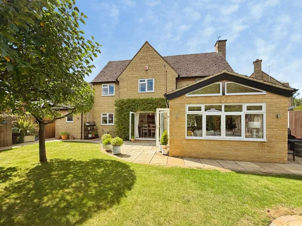 Main Street, Dumbleton, Evesham, Glou...