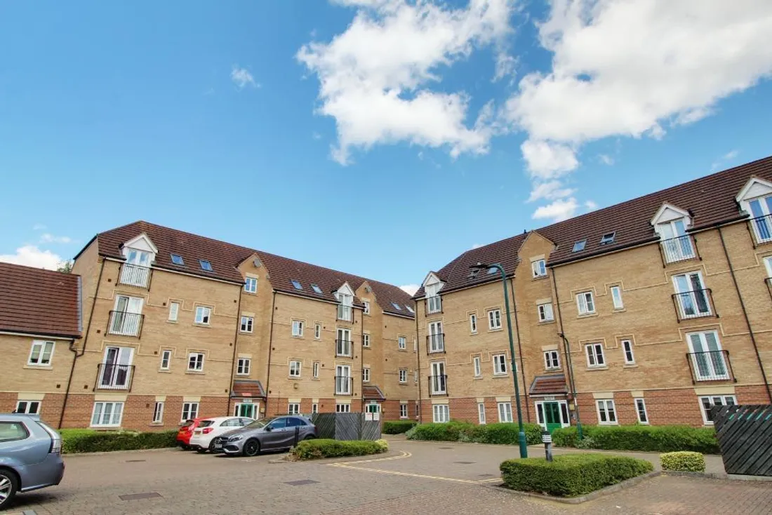 Property photo 1