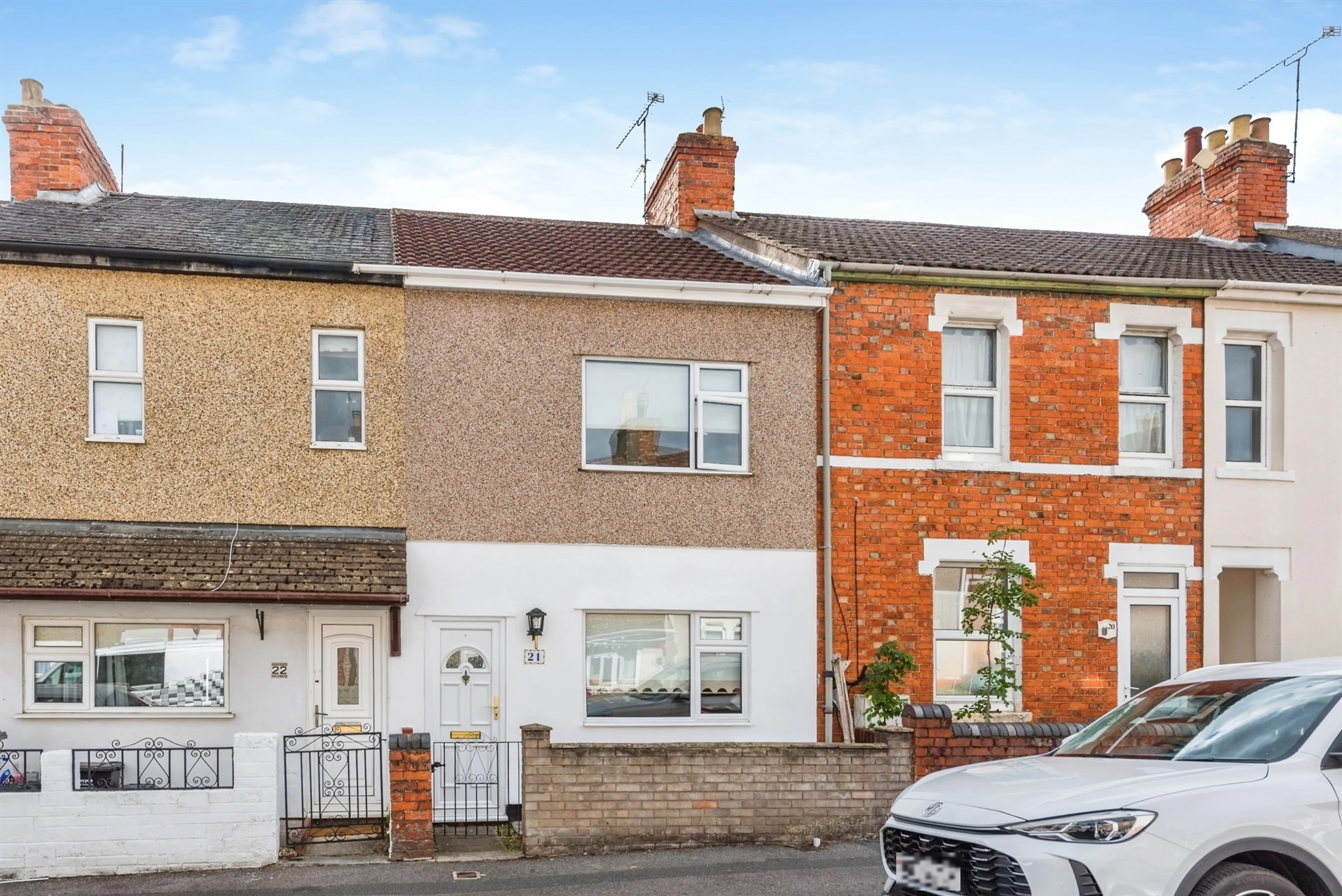 Property photo 0