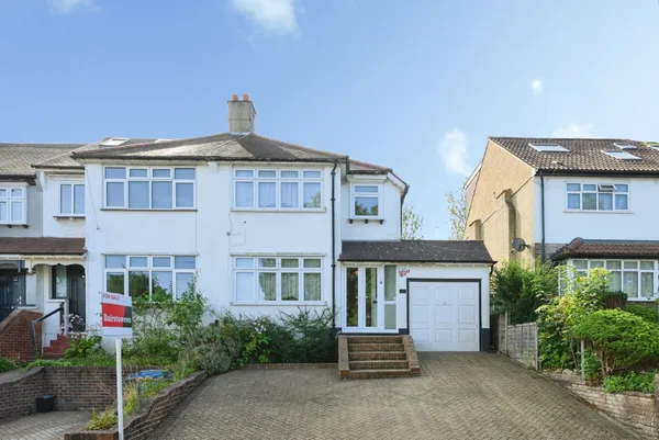 Westleigh Avenue, COULSDON, Surrey, CR5