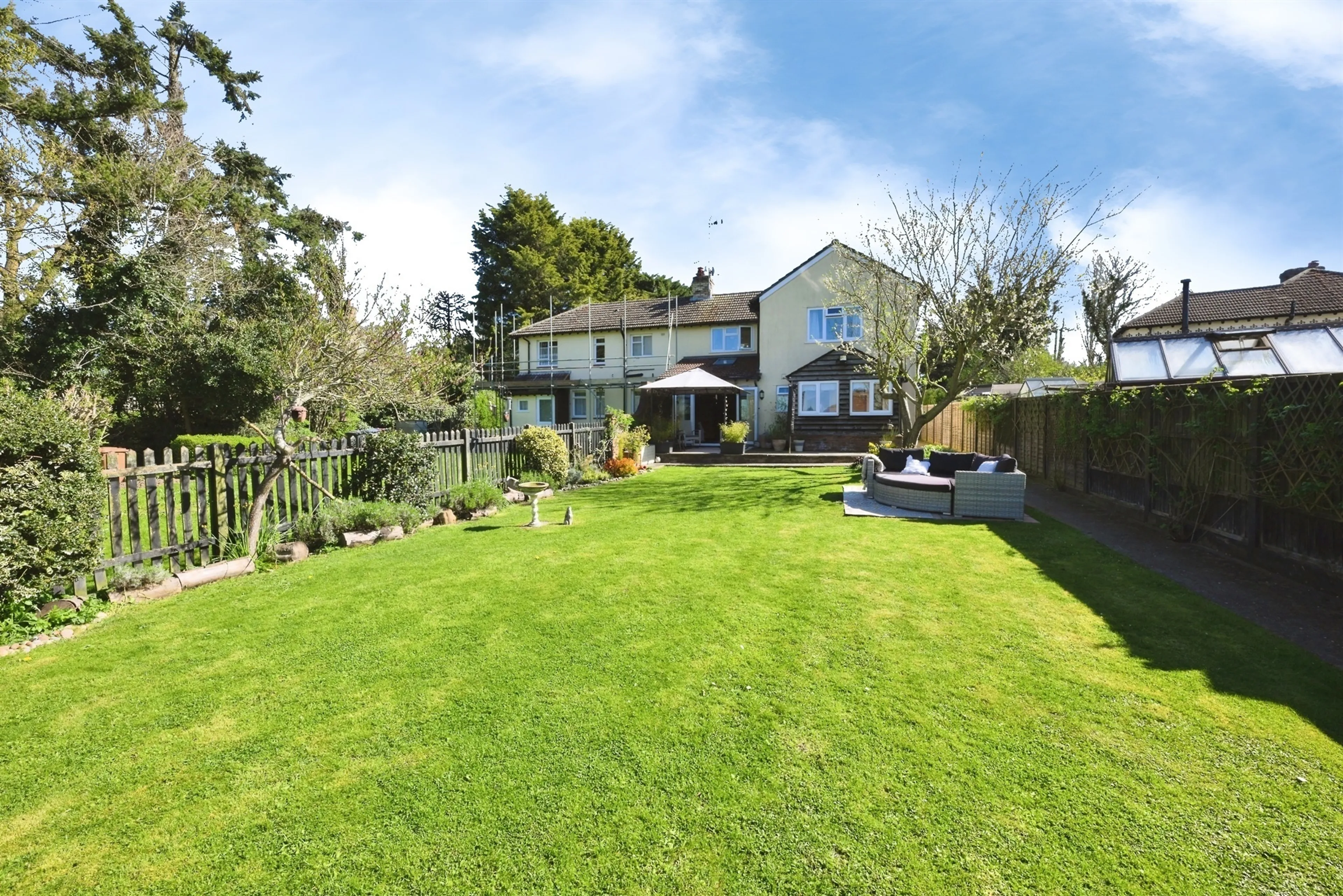 Property at Meadow View Cottages, Thundridge, WARE
