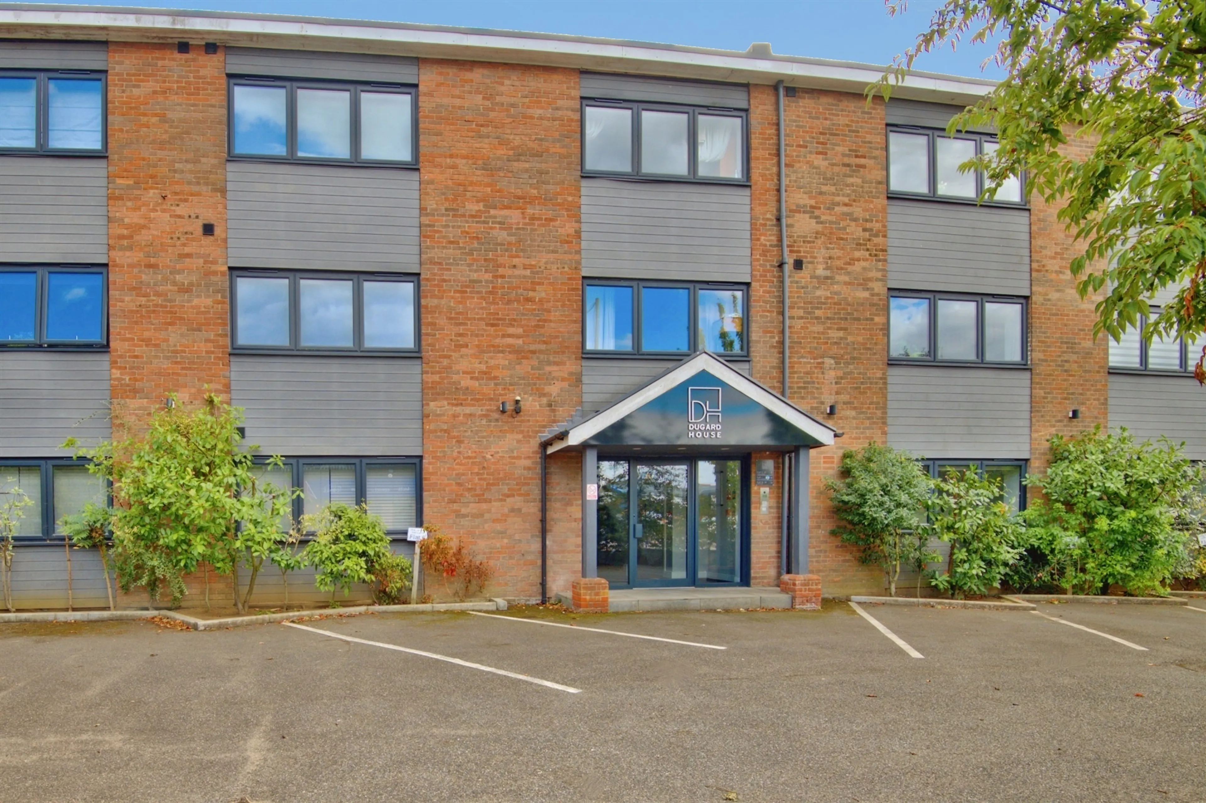 Property photo 0