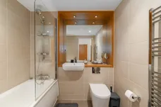 Barking Road, London, E16 photo 8