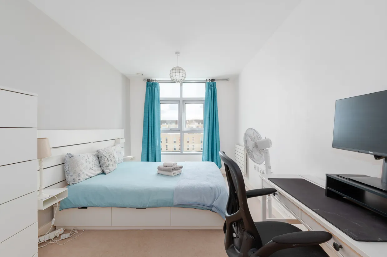 Barking Road, London, E16 photo 21