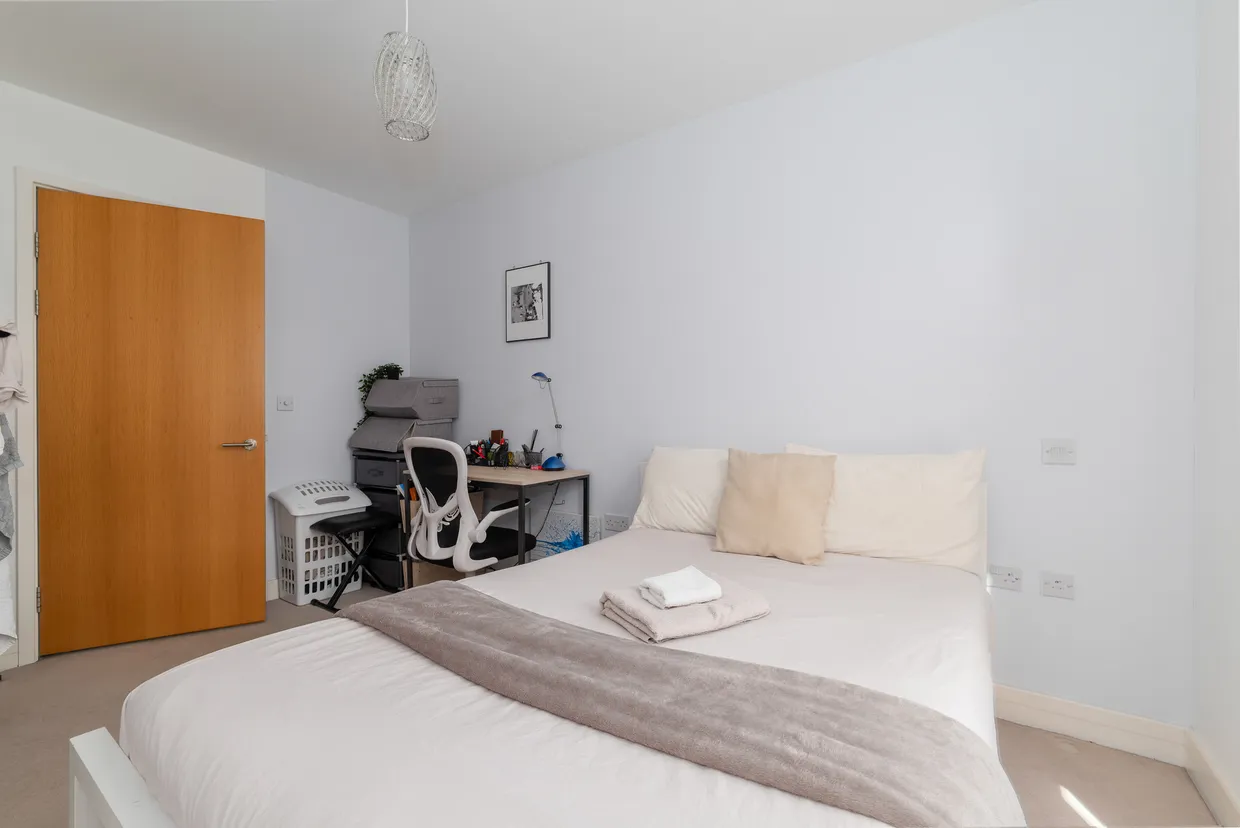 Barking Road, London, E16 photo 22