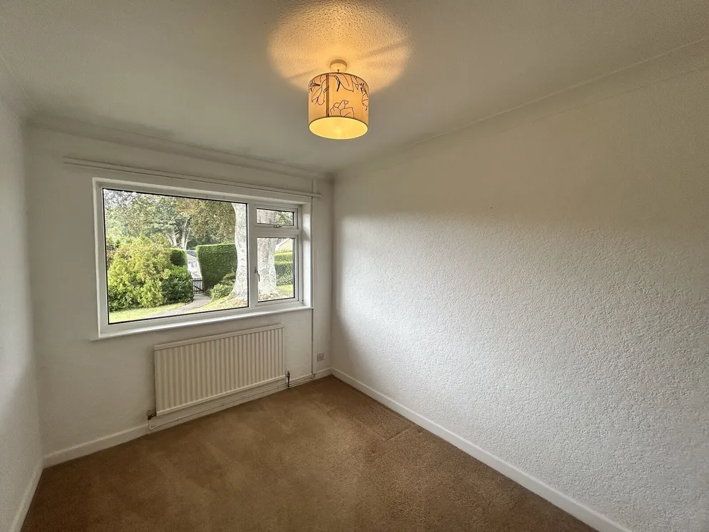 Property carousel item 19